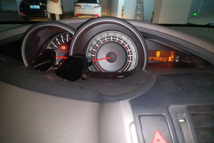Used Toyota Verso 2014 Starlight 180E CVT Elite Multi-Function Edition Odometer Close Up