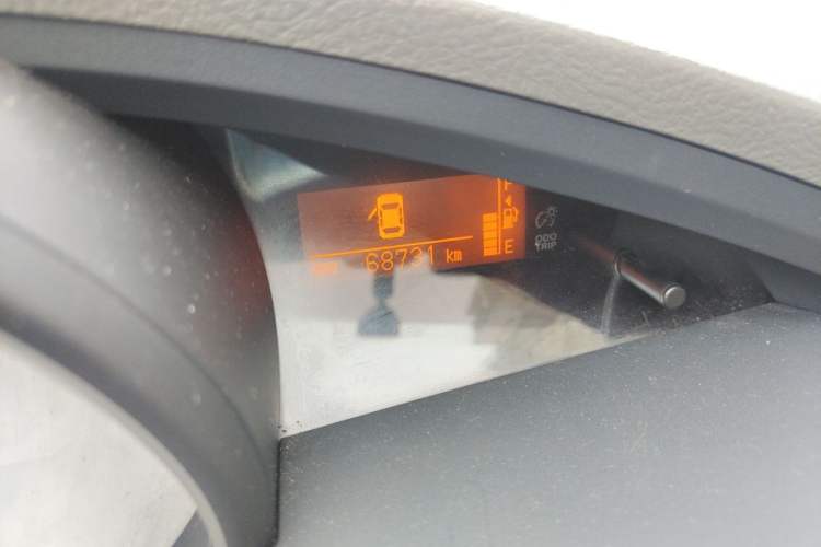 Used Toyota Verso 2014 Starlight 180E CVT Elite Edition Odometer Close Up