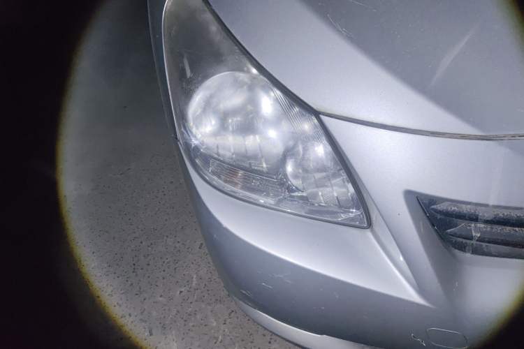 Used Toyota Verso 2014 Starlight 180E CVT Elite Edition Right Front Headlight