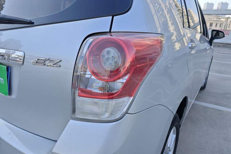 Used Toyota Verso 2014 Starlight 180E CVT Elite Edition Right Rear Taillight
