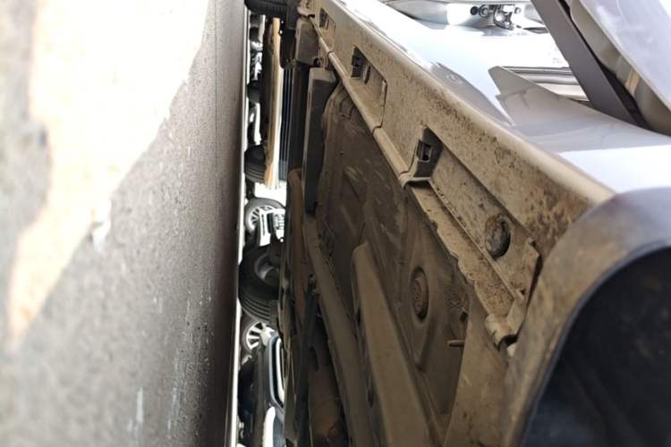 Used Toyota Verso 2014 Starlight 180E CVT Elite Edition Right Side Sill