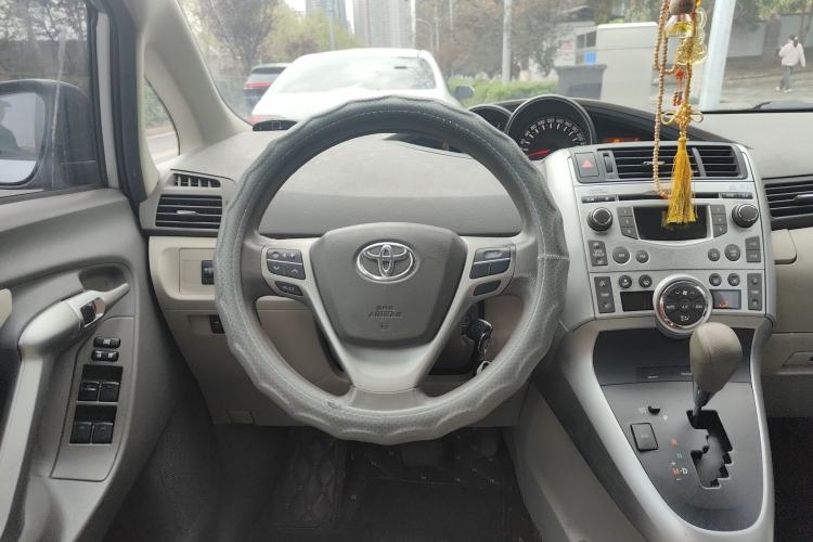 Used Toyota Verso 2014 Starlight 180G CVT Comfortable Multi-Function Edition Steering Wheel