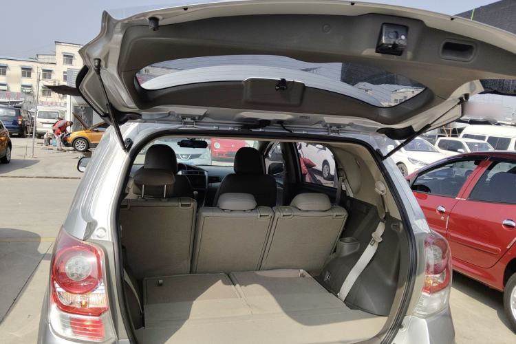 Used Toyota Verso 2014 Starlight 180E CVT Elite Multi-Function Edition Trunk