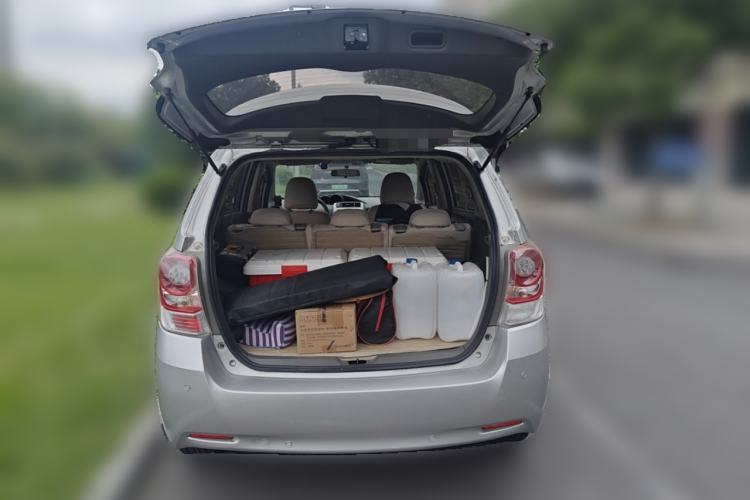 Used Toyota Verso 2014 Starry 180E Manual Elite Edition Trunk