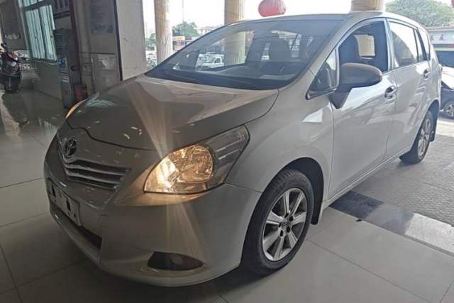 Used Toyota Verso 2014 Starlight 180E CVT Elite Edition