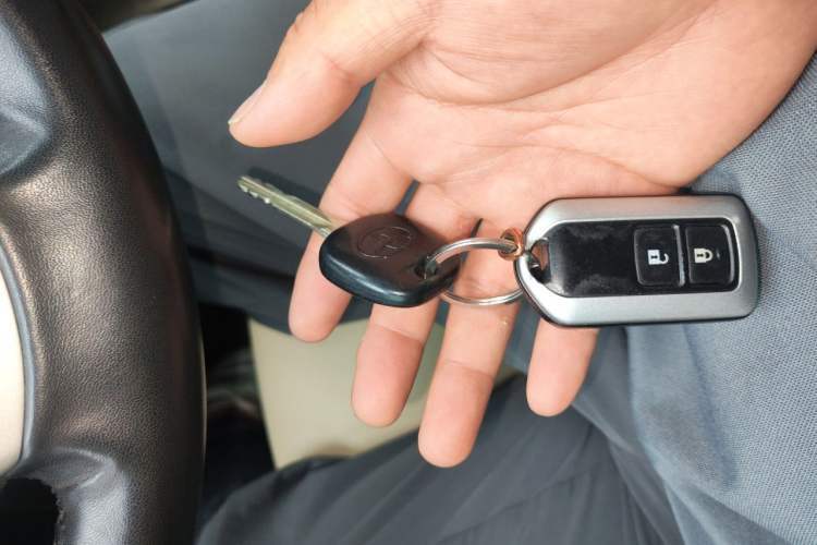 Used Toyota Verso 2014 Starlight 180E CVT Elite Edition Vehicle Key