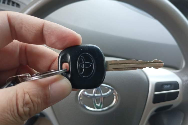 Used Toyota Verso 2014 Starlight 180E CVT Elite Edition Vehicle Key