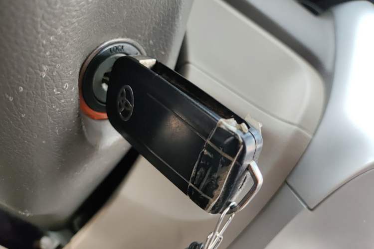 Used Toyota Verso 2014 Starlight 180E CVT Elite Edition Vehicle Key