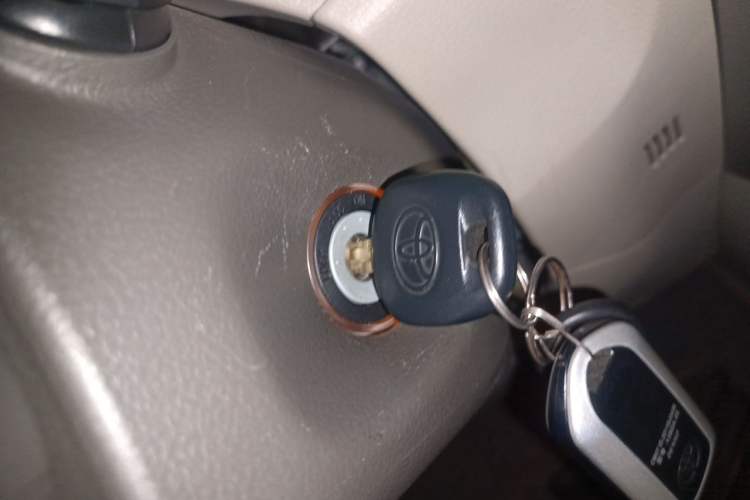 Used Toyota Verso 2014 Starlight 180E CVT Elite Multi-Function Edition Vehicle Key