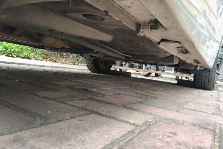 Used Toyota Verso 2014 Starlight 180E CVT Elite Edition Chassis Front Left
