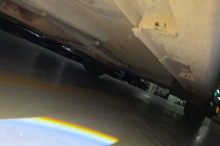Used Toyota Verso 2014 Starlight 180E CVT Elite Edition Chassis Front Left