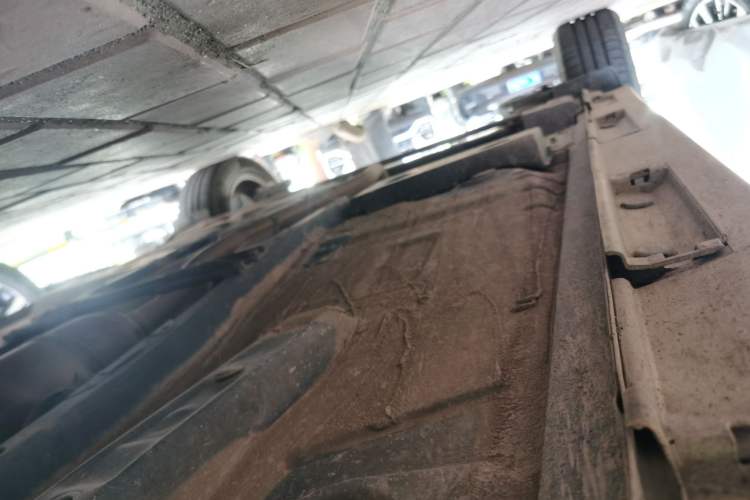 Used Toyota Verso 2014 Starlight 180E CVT Elite Edition Chassis Front Right
