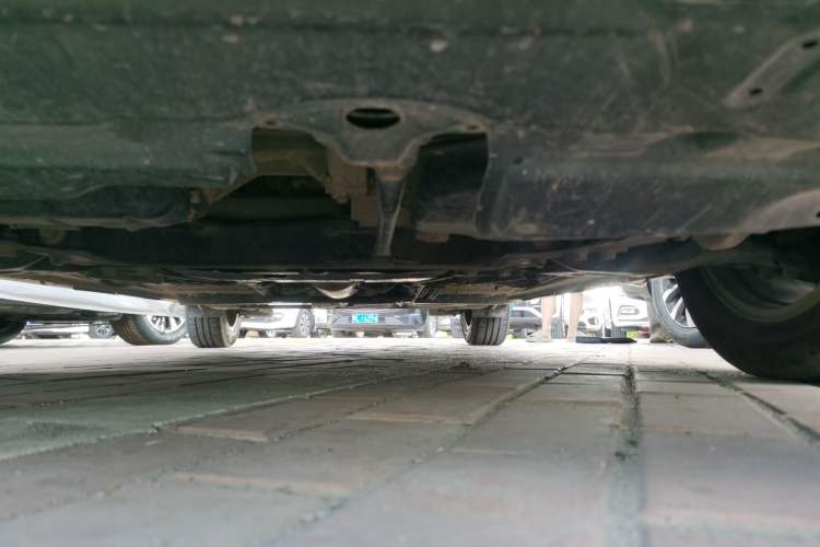 Used Toyota Verso 2014 Starlight 180E CVT Elite Edition Chassis Front