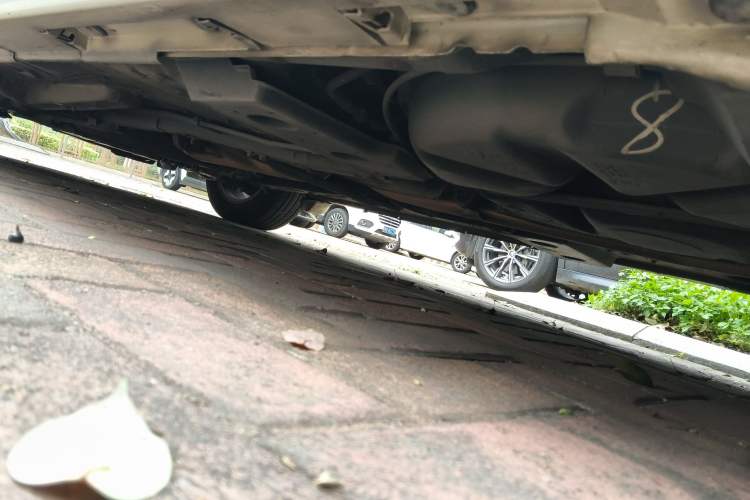 Used Toyota Verso 2014 Starlight 180E CVT Elite Edition Chassis Rear Left