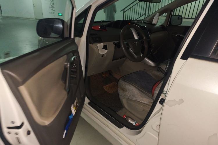 Used Toyota Verso 2014 Starlight 180E CVT Elite Edition Driver Seat