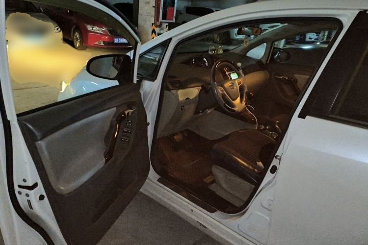 Used Toyota Verso 2014 Starlight 180E CVT Elite Edition Driver Seat