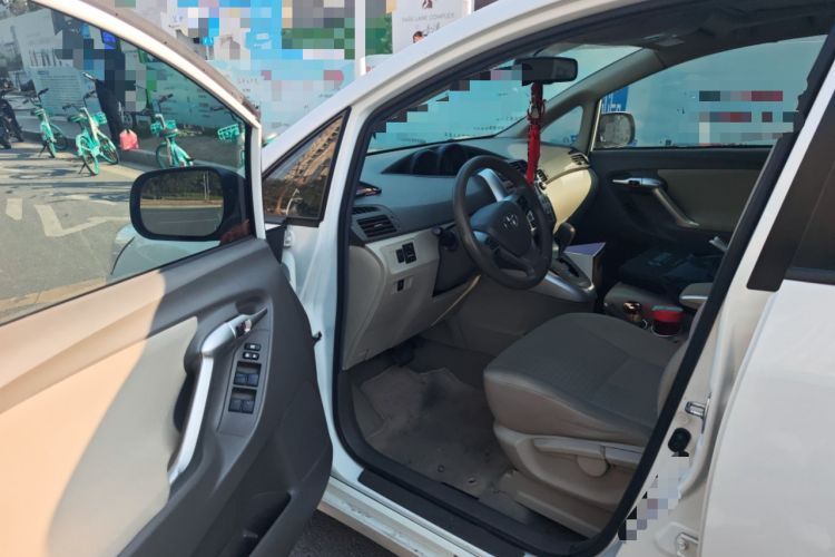 Used Toyota Verso 2014 Starlight 180G CVT Comfort Edition Driver Seat