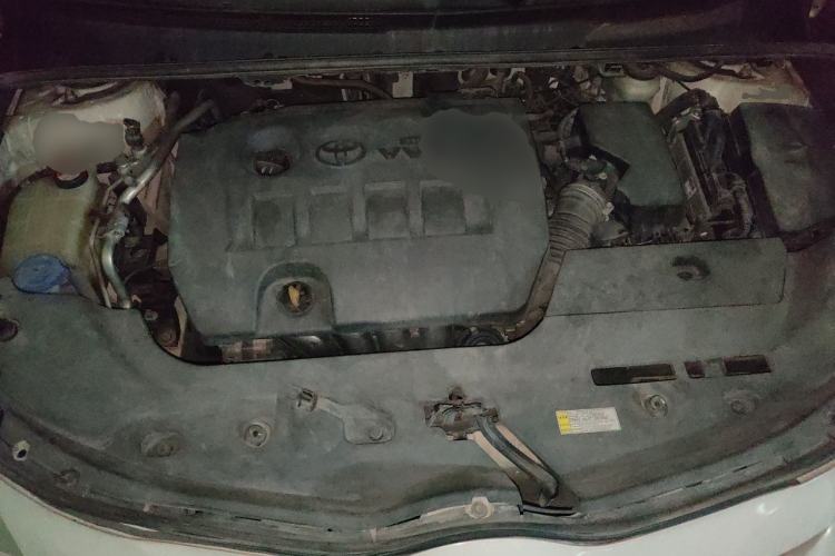 Used Toyota Verso 2014 Starlight 180E CVT Elite Edition Engine Bay