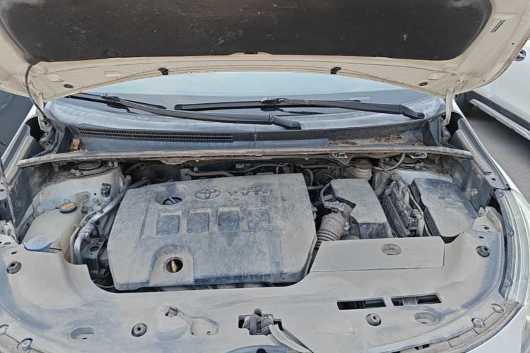 Used Toyota Verso 2014 Starlight 180E CVT Elite Edition Engine Bay