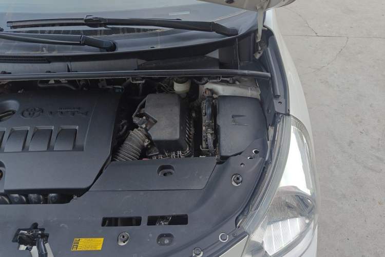 Used Toyota Verso 2014 Starlight 180E CVT Elite Edition Engine Bay Left