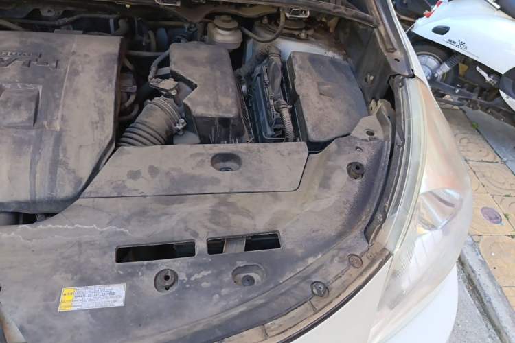 Used Toyota Verso 2014 Starlight 180G CVT Comfortable Multi-Function Edition Engine Bay Left