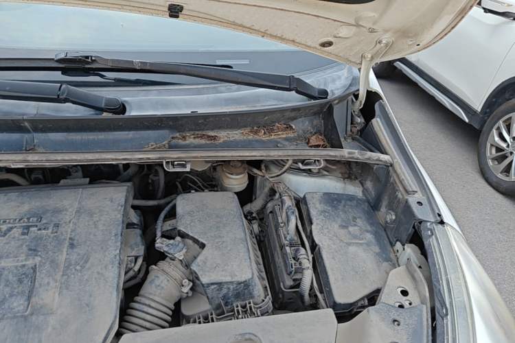 Used Toyota Verso 2014 Starlight 180E CVT Elite Edition Engine Bay Left