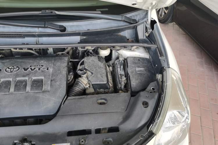Used Toyota Verso 2014 Starlight 180E CVT Elite Edition Engine Bay Left