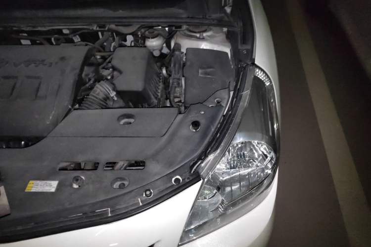 Used Toyota Verso 2014 Starlight 180E CVT Elite Edition Engine Bay Left