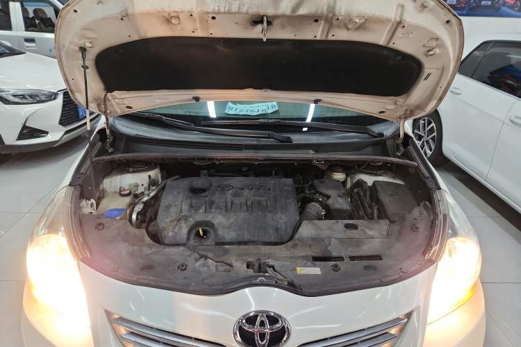 Used Toyota Verso 2014 Starlight 180G CVT Comfort Edition Engine Bay