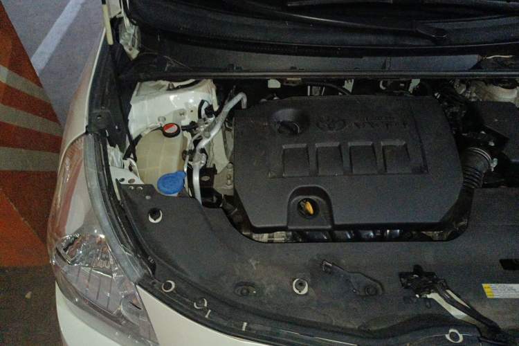 Used Toyota Verso 2014 Starlight 180E CVT Elite Multi-Function Edition Engine Bay Right