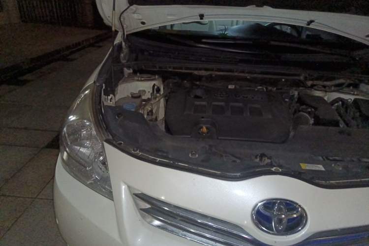 Used Toyota Verso 2014 Starlight 180E CVT Elite Multi-Function Edition Engine Bay Right