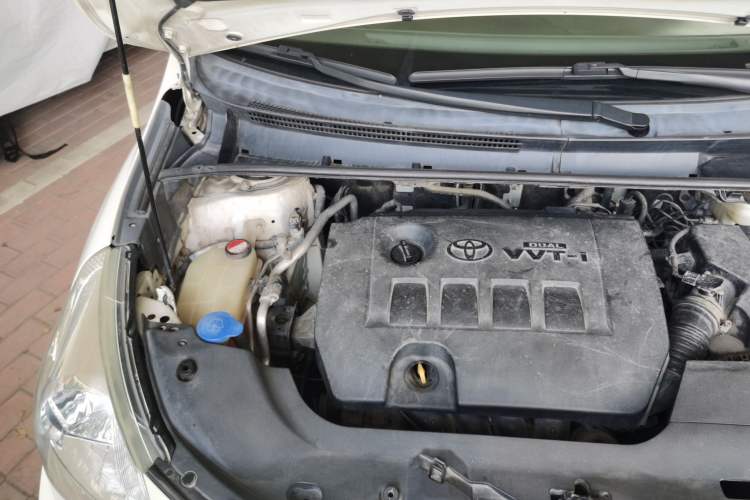 Used Toyota Verso 2014 Starlight 180E CVT Elite Edition Engine Bay Right