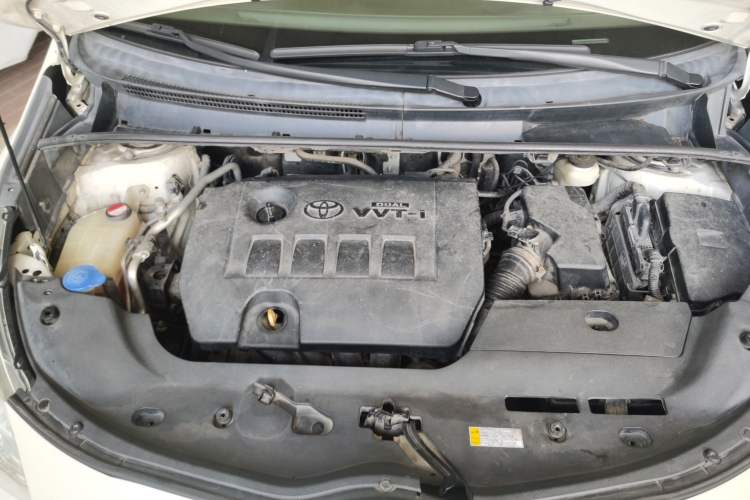 Used Toyota Verso 2014 Starlight 180E CVT Elite Edition Engine Bay