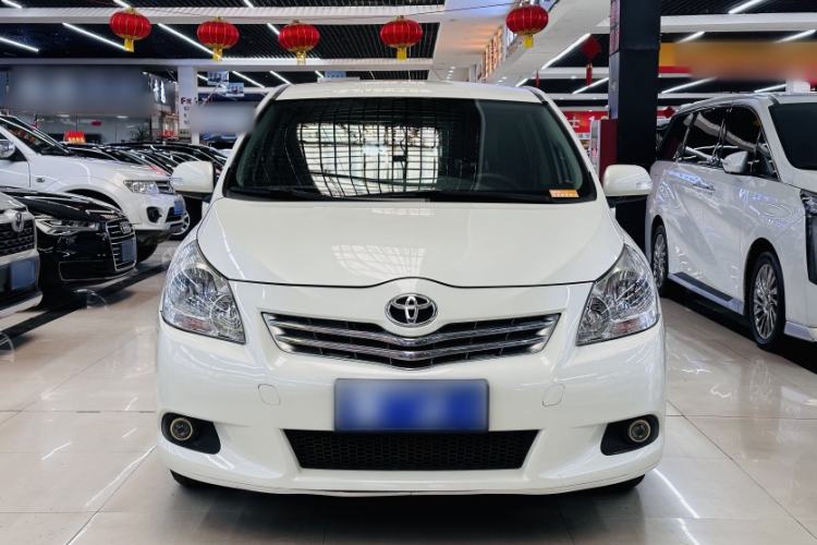 Used Toyota Verso 2014 Starlight 180E CVT Elite Edition Exterior 1