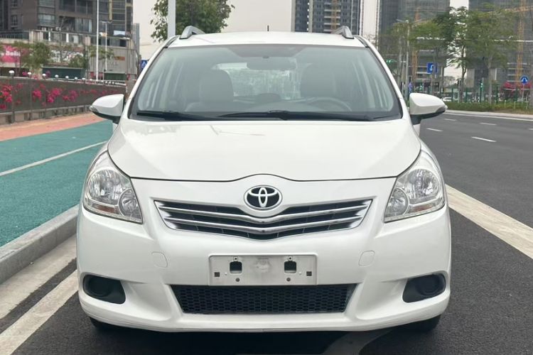 Used Toyota Verso 2014 Starlight 180E CVT Elite Edition Exterior 1