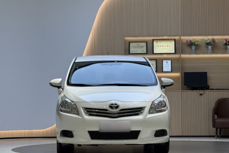 Used Toyota Verso 2014 Starlight 180E CVT Elite Edition Exterior 10