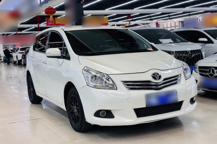 Used Toyota Verso 2014 Starlight 180E CVT Elite Edition Exterior 2