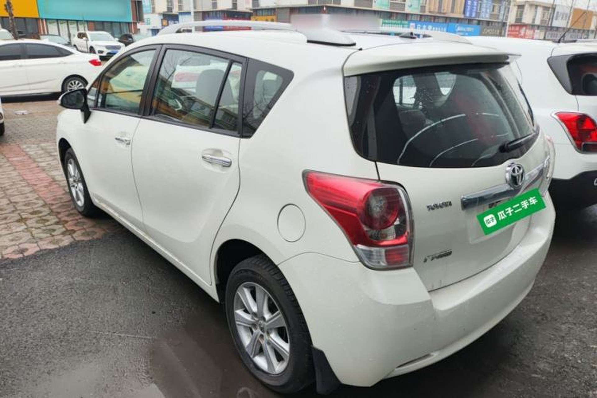 Used Toyota Verso 2014 Starlight 180E CVT Elite Edition Exterior 2