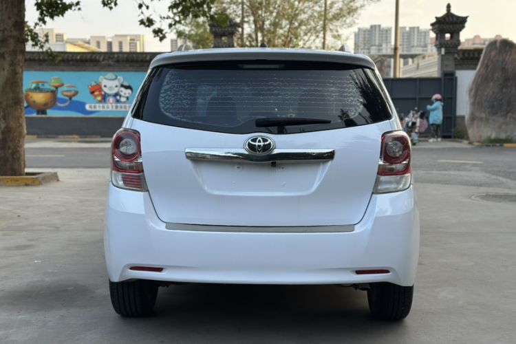 Used Toyota Verso 2014 Starlight 180E CVT Elite Edition Exterior 3