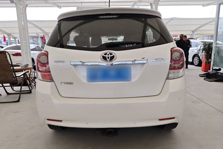 Used Toyota Verso 2014 Starlight 180E CVT Elite Edition Exterior 4