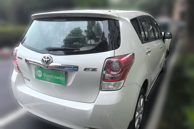 Used Toyota Verso 2014 Starlight 180E CVT Elite Edition Exterior 5