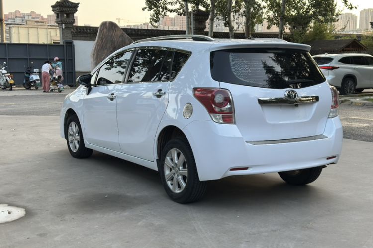 Used Toyota Verso 2014 Starlight 180E CVT Elite Edition Exterior 5