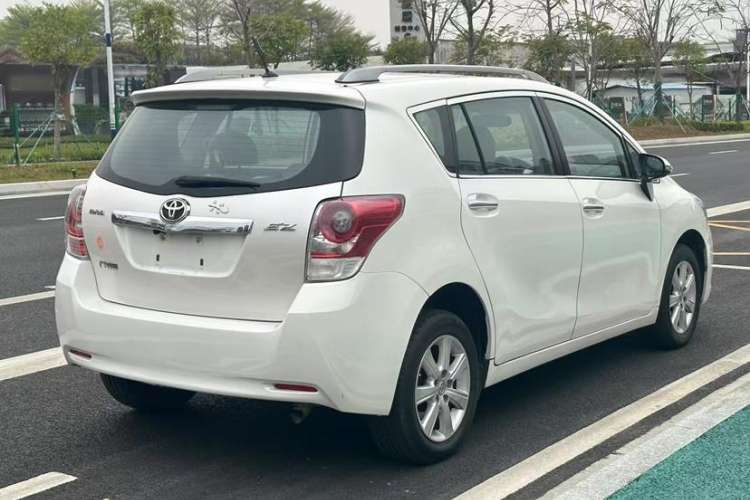 Used Toyota Verso 2014 Starlight 180E CVT Elite Edition Exterior 5