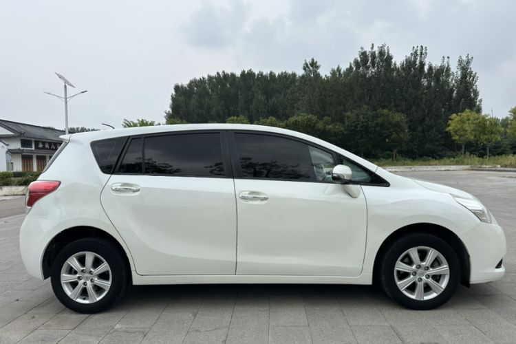 Used Toyota Verso 2014 Starlight 180G CVT Comfort Edition Exterior 5