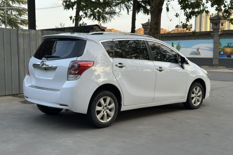 Used Toyota Verso 2014 Starlight 180E CVT Elite Edition Exterior 6