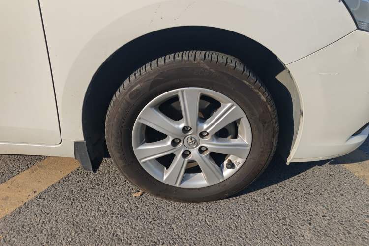 Used Toyota Verso 2014 Starlight 180G CVT Comfort Edition Exterior 7