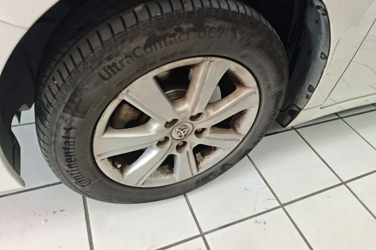 Used Toyota Verso 2014 Starlight 180E CVT Elite Edition Exterior 7