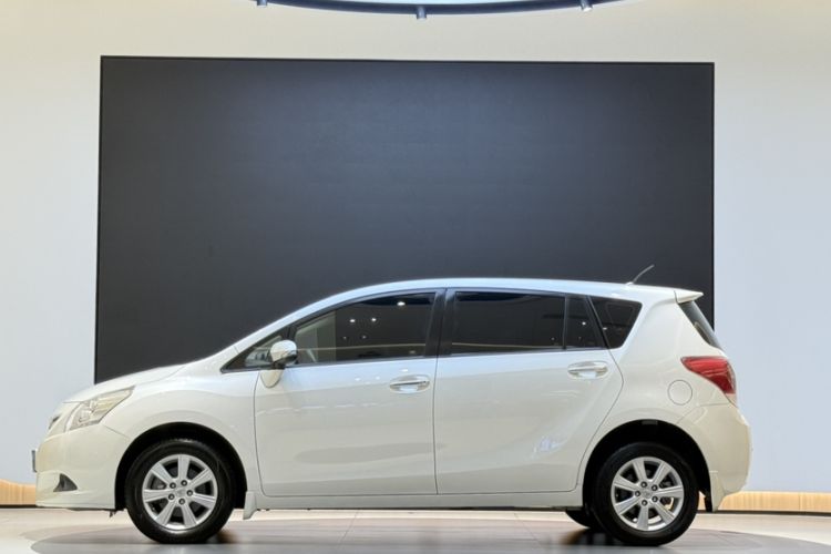 Used Toyota Verso 2014 Starlight 180E CVT Elite Edition Exterior 8