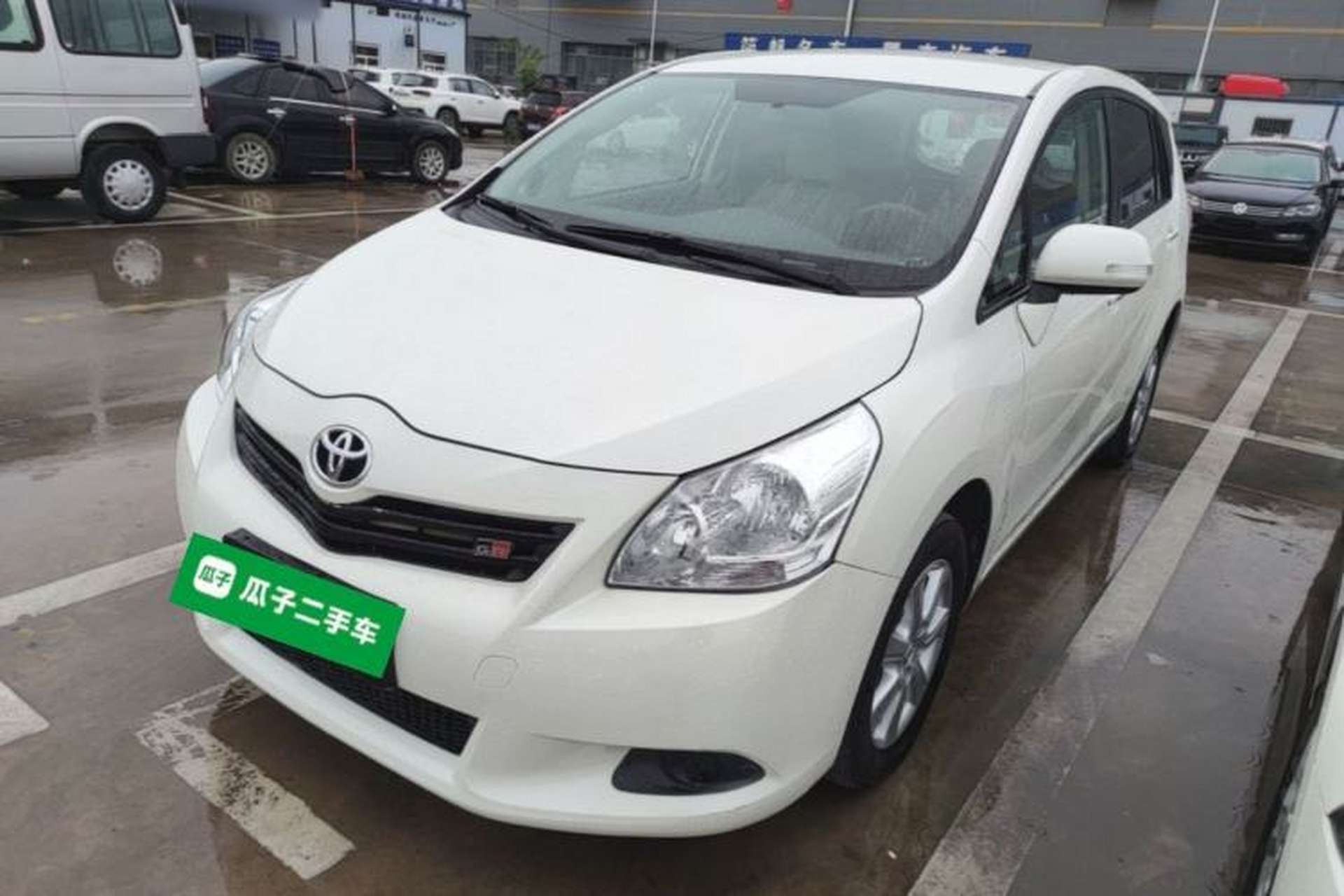 Used Toyota Verso 2014 Starlight 180E CVT Elite Edition Front Left 45 Deg