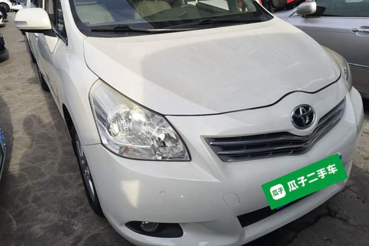 Used Toyota Verso 2014 Starlight 180G CVT Comfort Edition Front Right 45 Deg